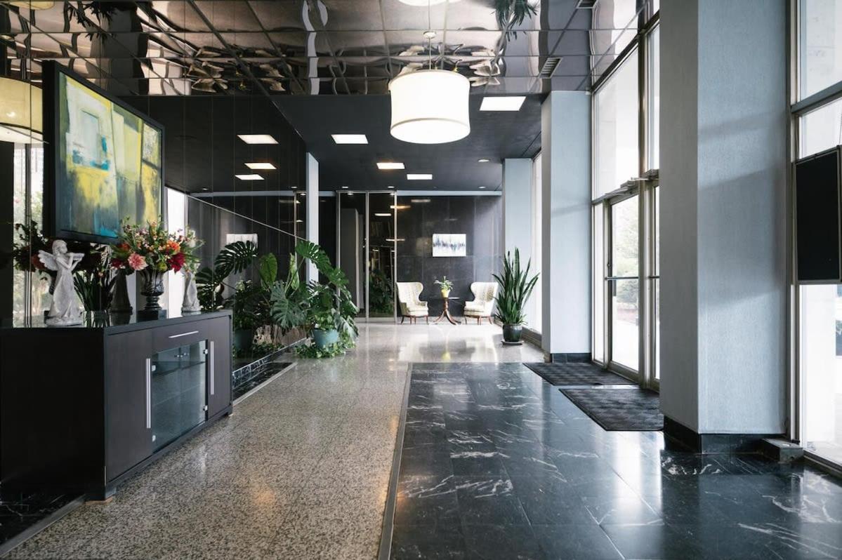 Вилла Atl Downtown 2Br King Bed Free Parking Lm1908 Атланта Экстерьер фото