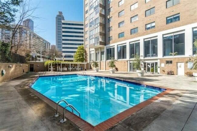 Вилла Atl Downtown 2Br King Bed Free Parking Lm1908 Атланта Экстерьер фото
