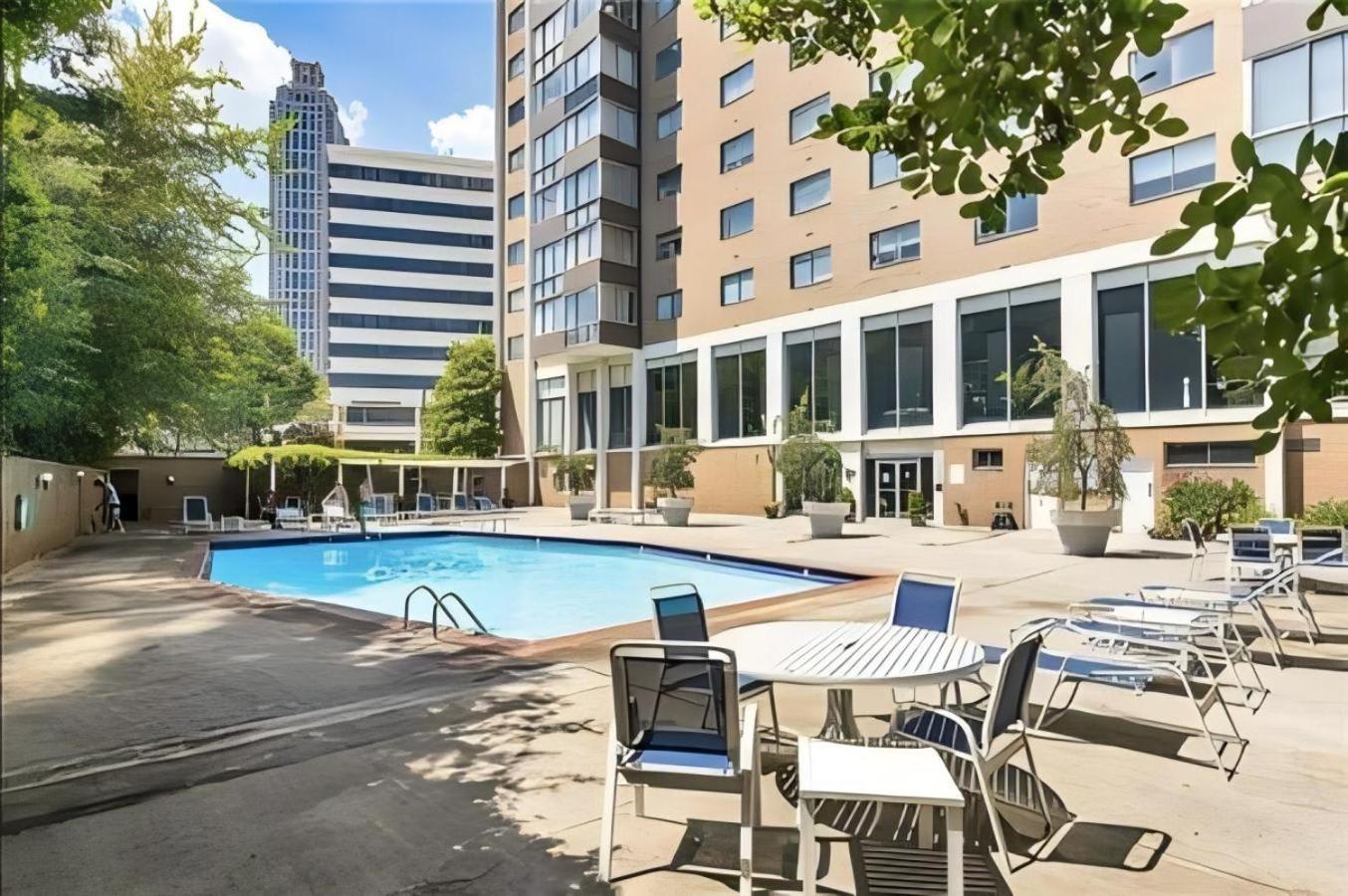 Вилла Atl Downtown 2Br King Bed Free Parking Lm1908 Атланта Экстерьер фото